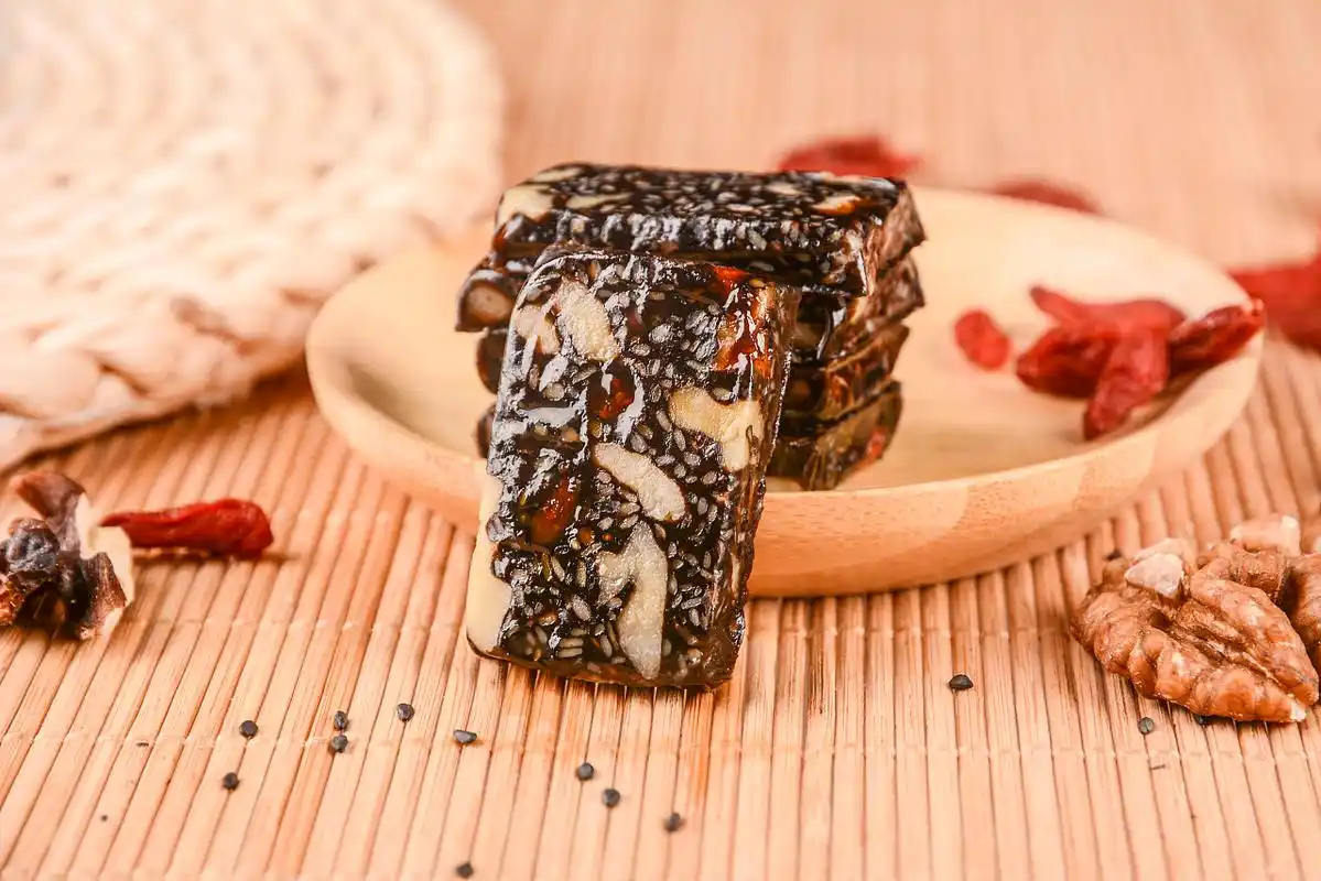 秋冬进补：阿胶糕搭配膏方，增强温补效果